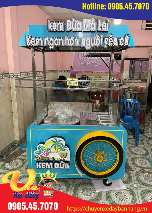 Xe bán kem dừa